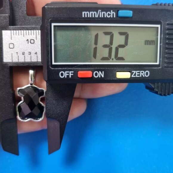 Tous Sterling Silver Medium Onyx Bear Pendant 15mm - Picture 7 of 7